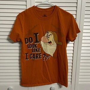 Disney Funny Orange Grumpy Shirt Size Small